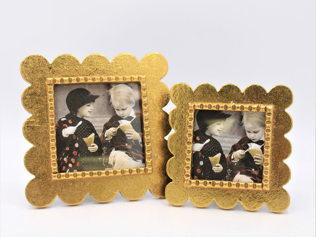 Scalloped Gold Leaf Photo Frame