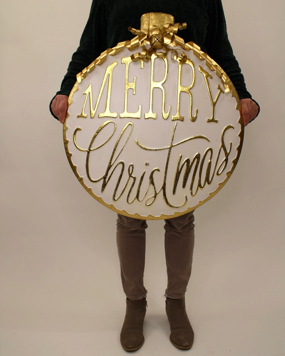 Embossed Metal Ornament Door Hanger