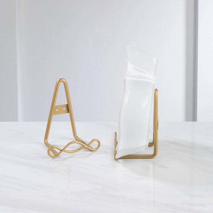 Small Loop Design Wall or Tabletop Rack