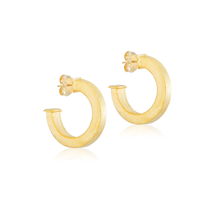 Sheila Fajl Bianca Hoops