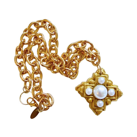 Hidden Truth Gold Chain with Ellie Pearl Cross