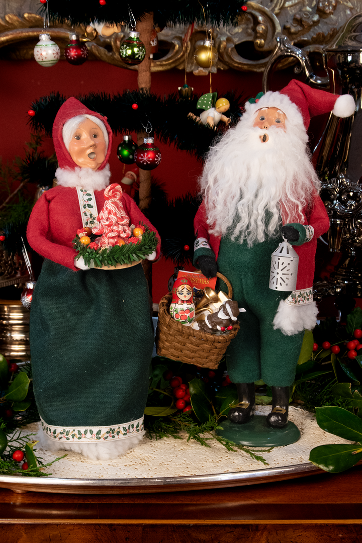 Holly Jolly Santa & Mrs. Claus