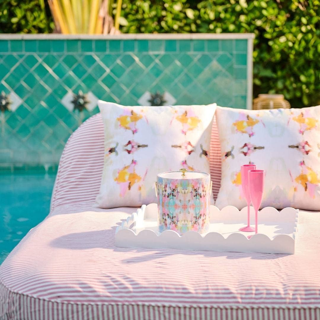 Garden Party Pink Scalloped Acrylic Champagne Flutes
