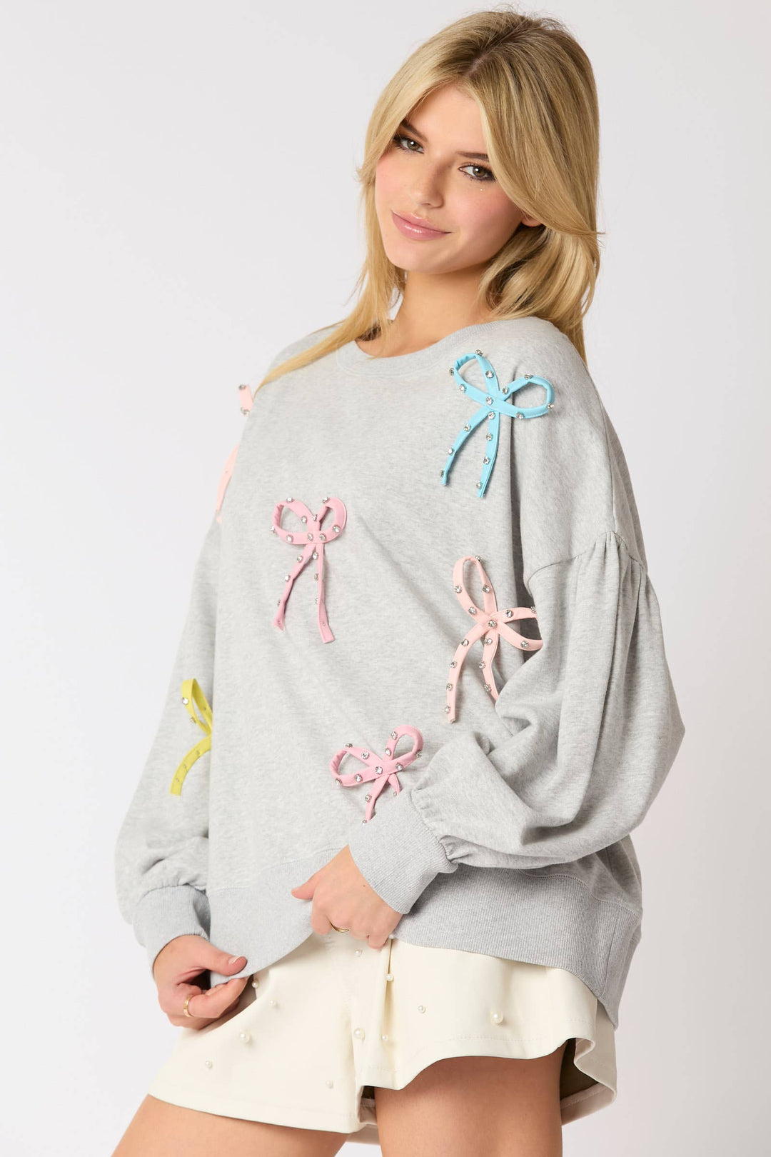 Color 3D Bow Sweatshirt