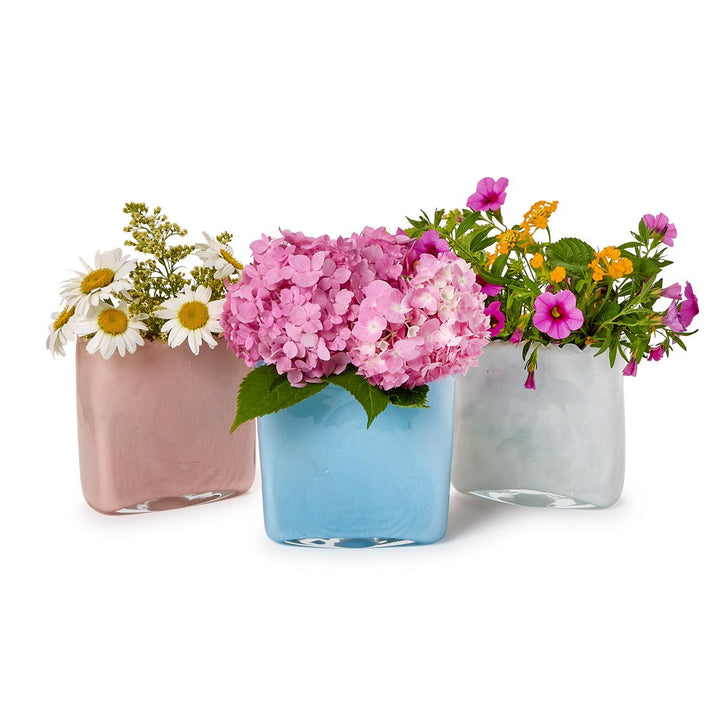 Marbled Scalloped Vase