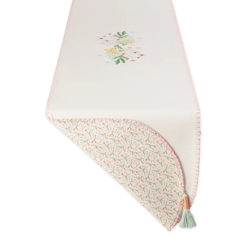 Beautiful Bunny Table Runner