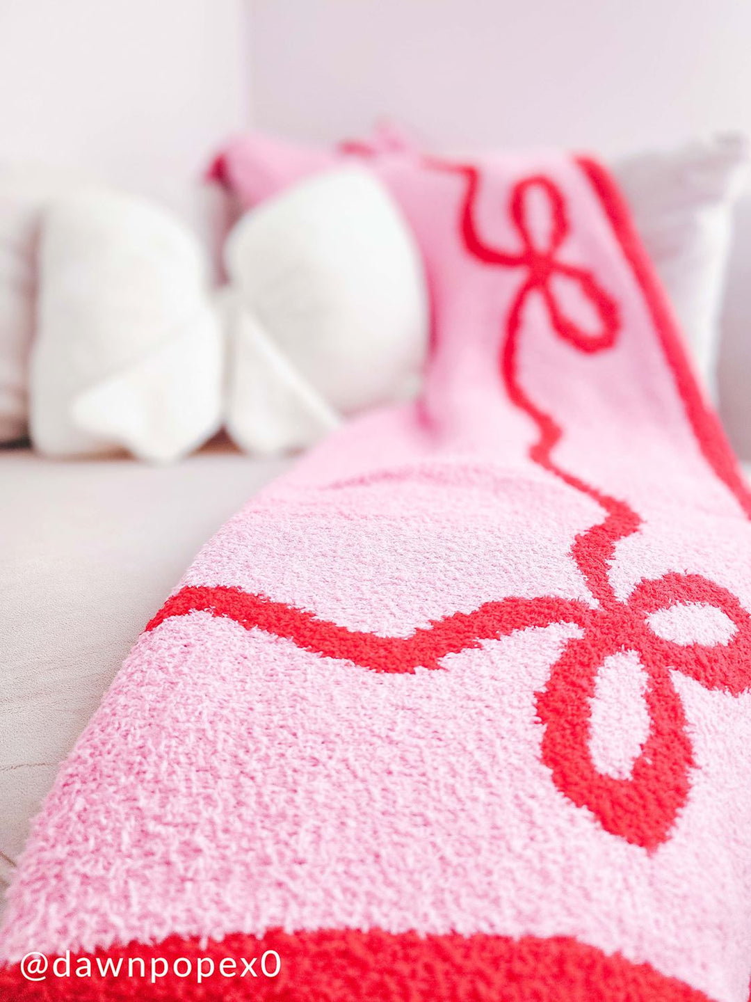 Bows Holiday Chenille Blanket