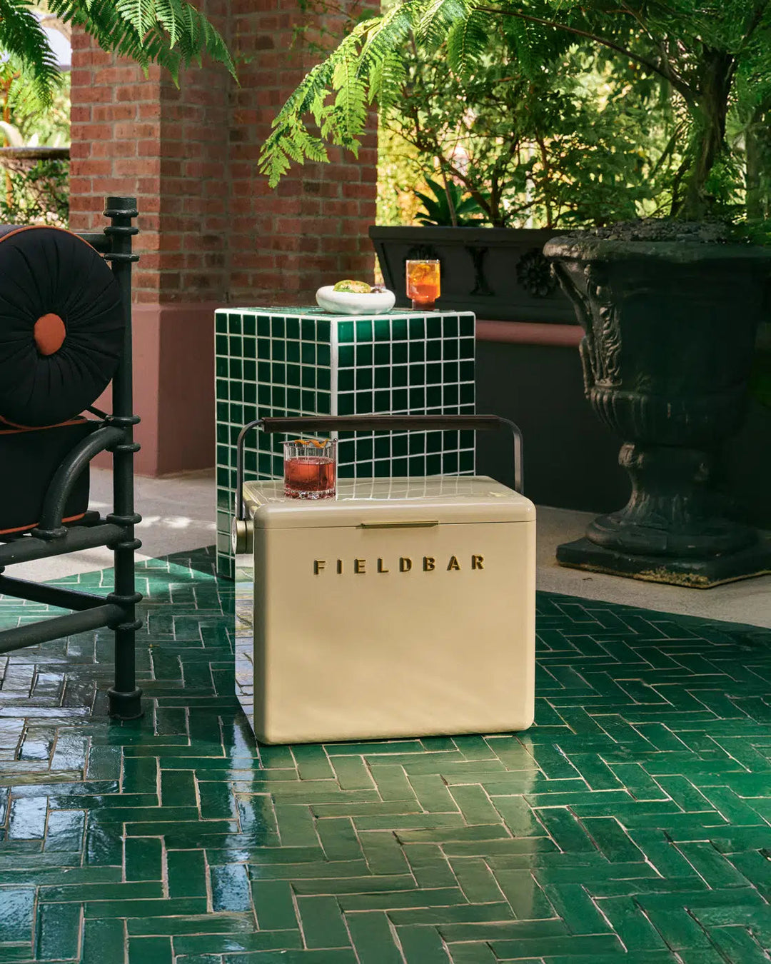 Fieldbar Gin Trunk