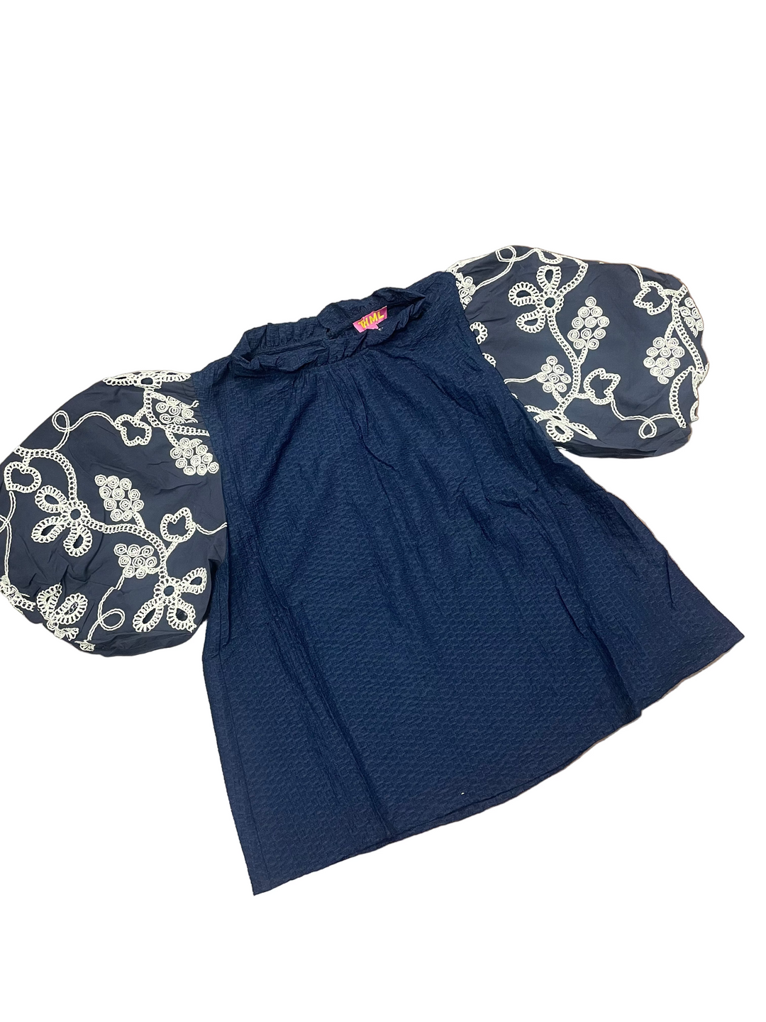 Embroidered Puff Sleeve Texture Top