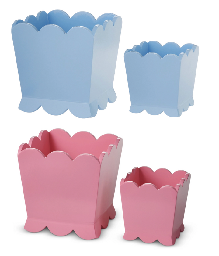 Scalloped Planter/Basket
