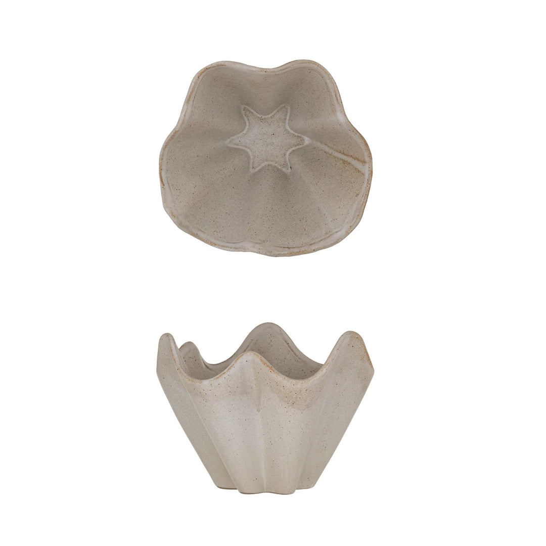 Stoneware Pleated Bowl