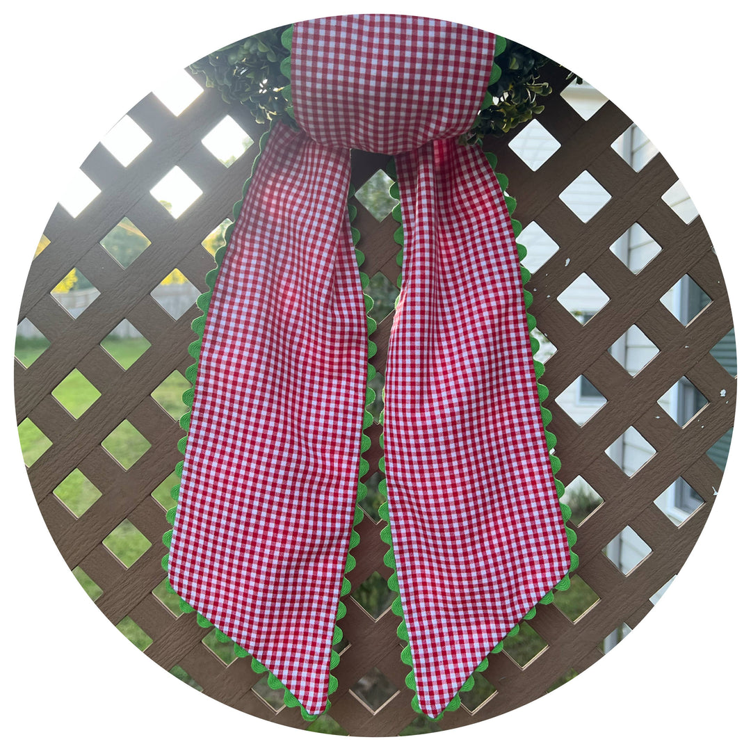 Gingham Wreath Sash with Trim