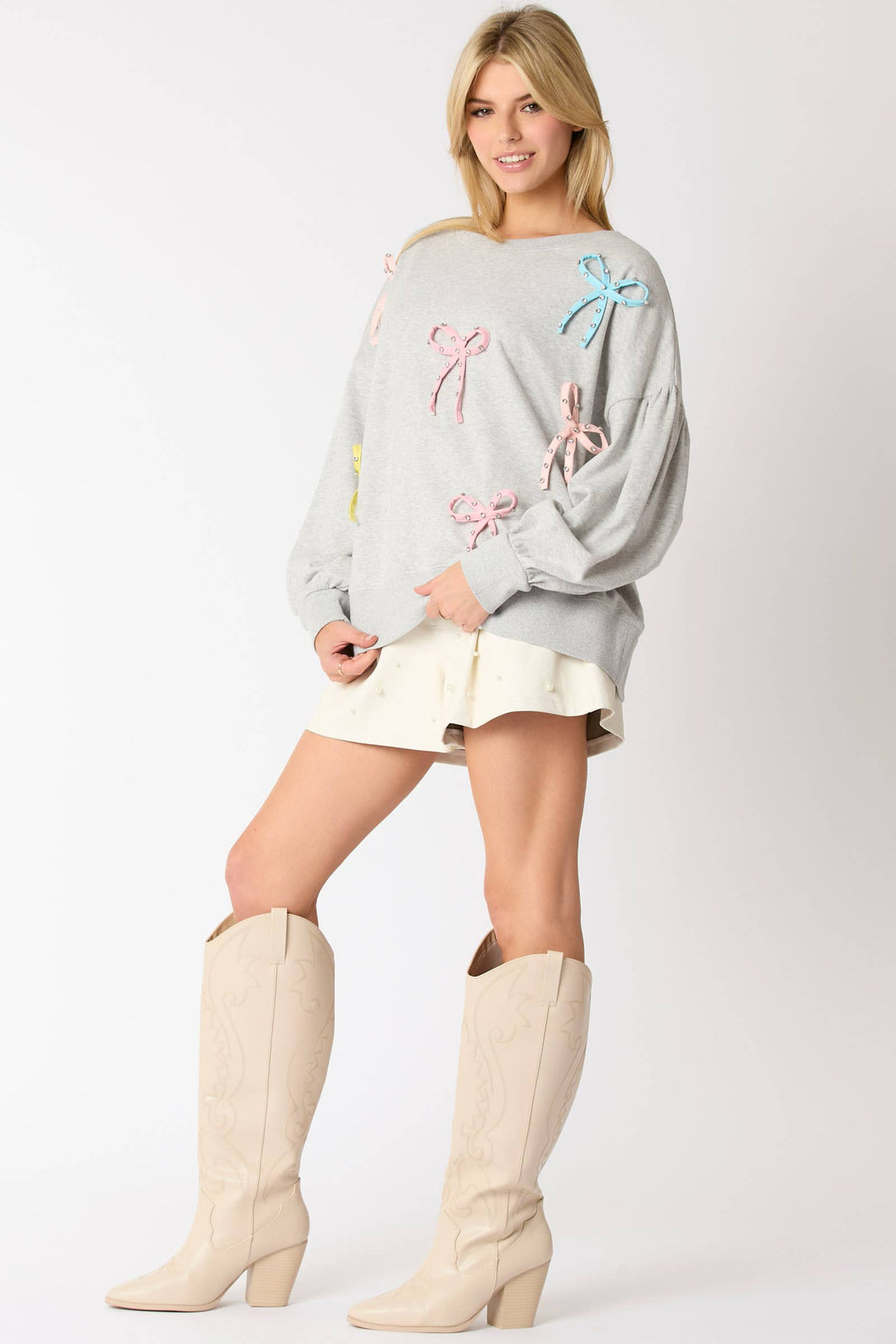 Color 3D Bow Sweatshirt