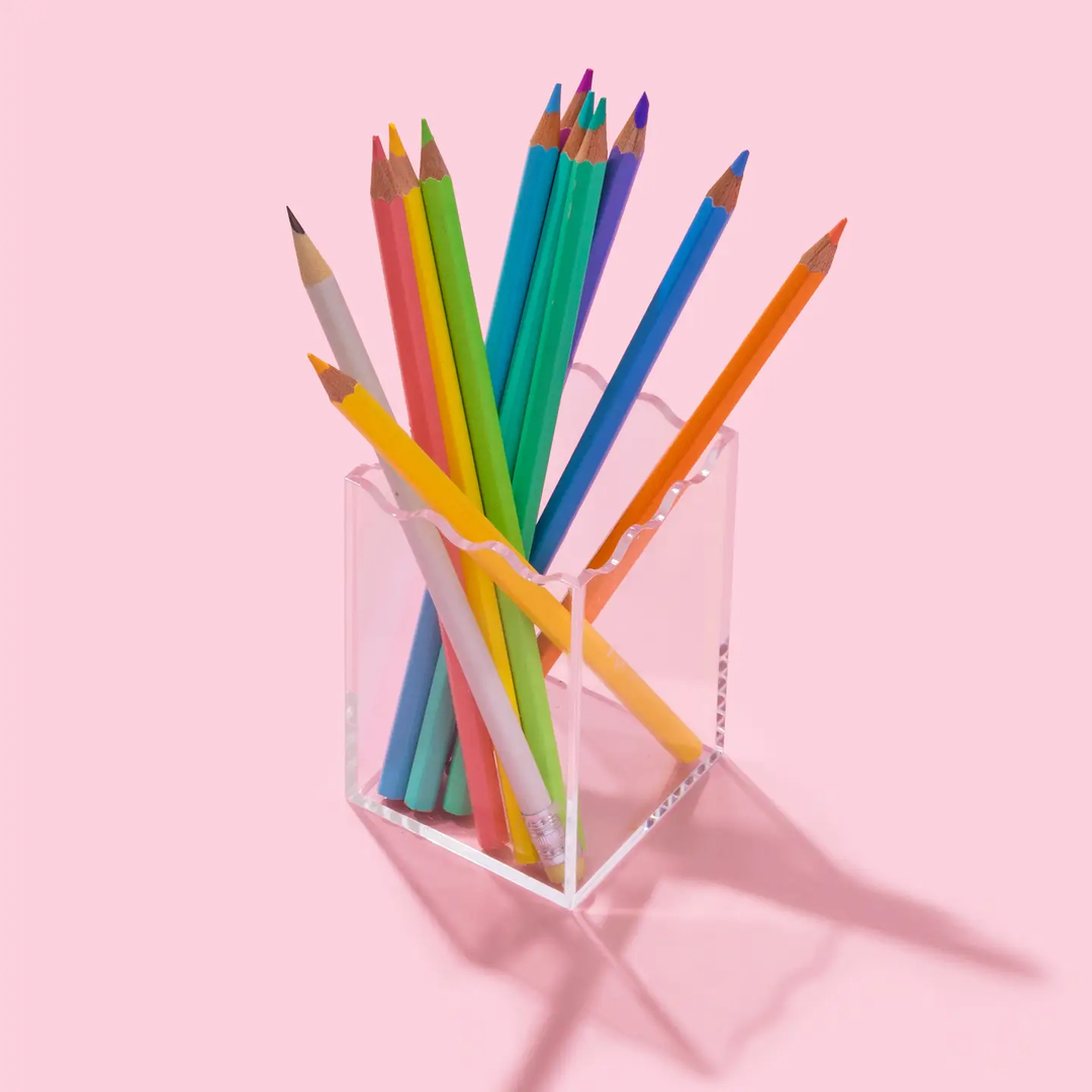 Clear Wavy Pen Cup