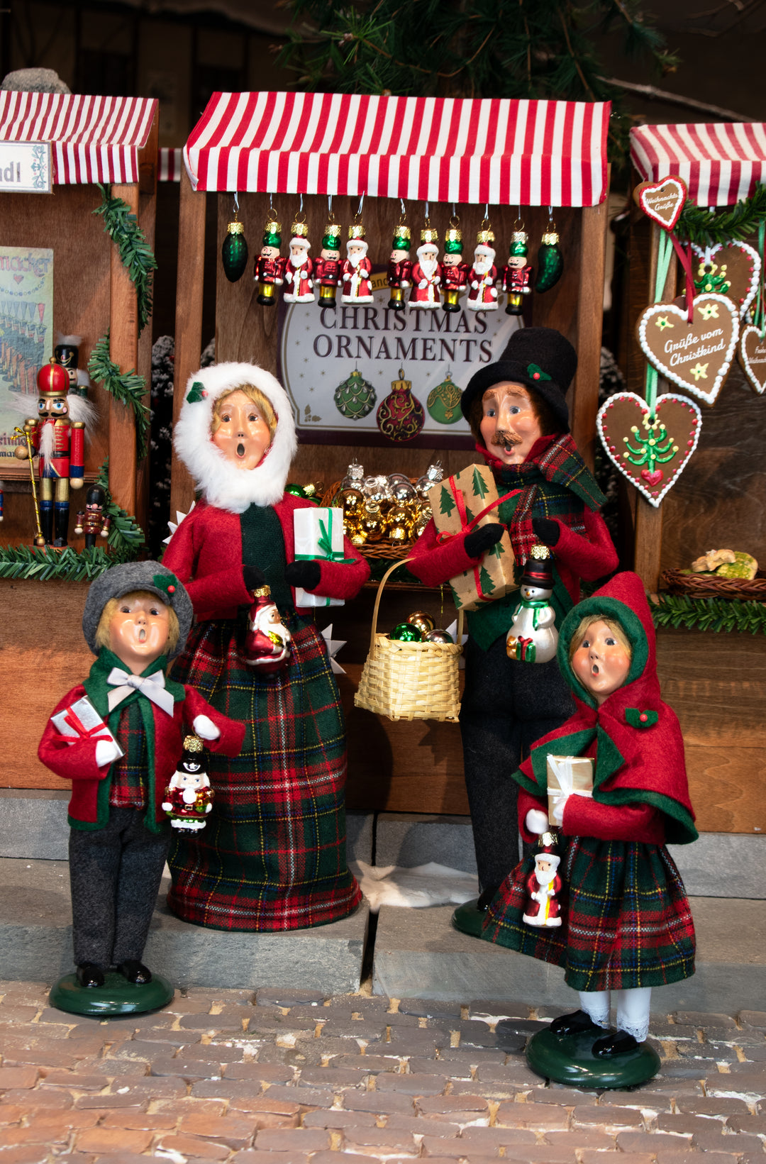 Ornament Family